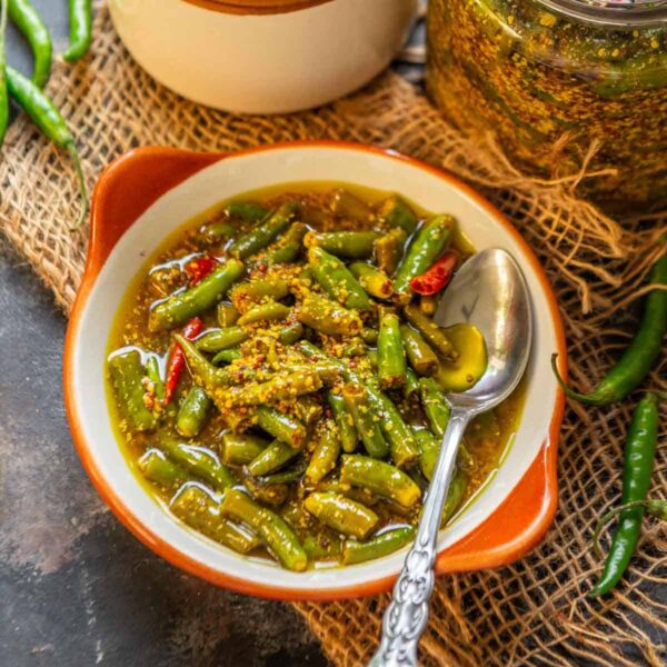 green chilli pickle
